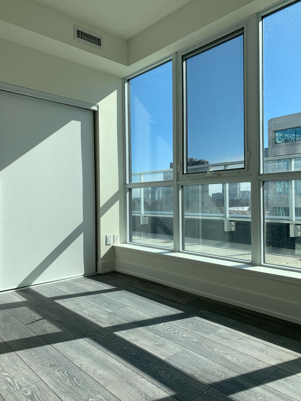 180 Fairview Mall Dr 712 | 公寓 出租 | Realmaster.com